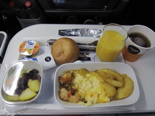 プレミアムエコノミーの機内食　朝食