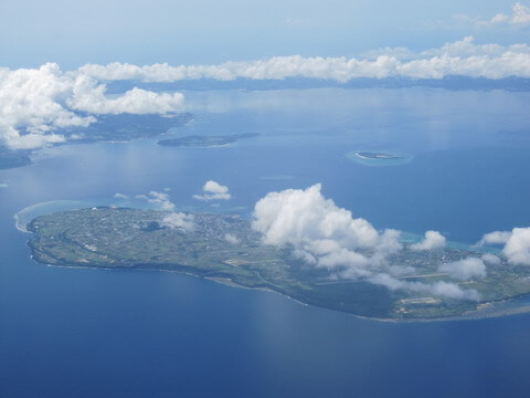 空から見た伊江島